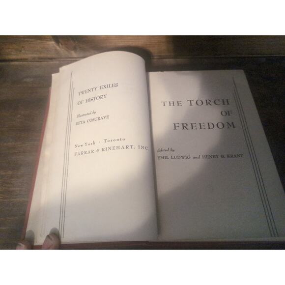 The Torch of Freedom by Emil Ludwig & Henry Kranz, 1943 Hardcover, Patriotic - Picture 5 of 6